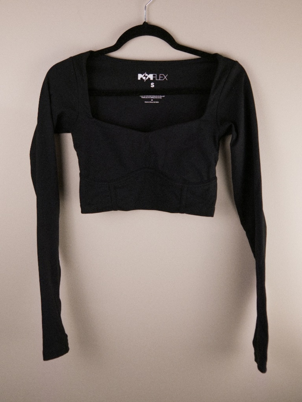 POPFLEX Sweetheart Long Sleeve Crop Top (Black)